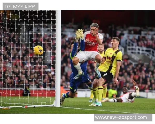 维埃拉盛赞阿森纳实力提升直言球队有望争夺英超冠军